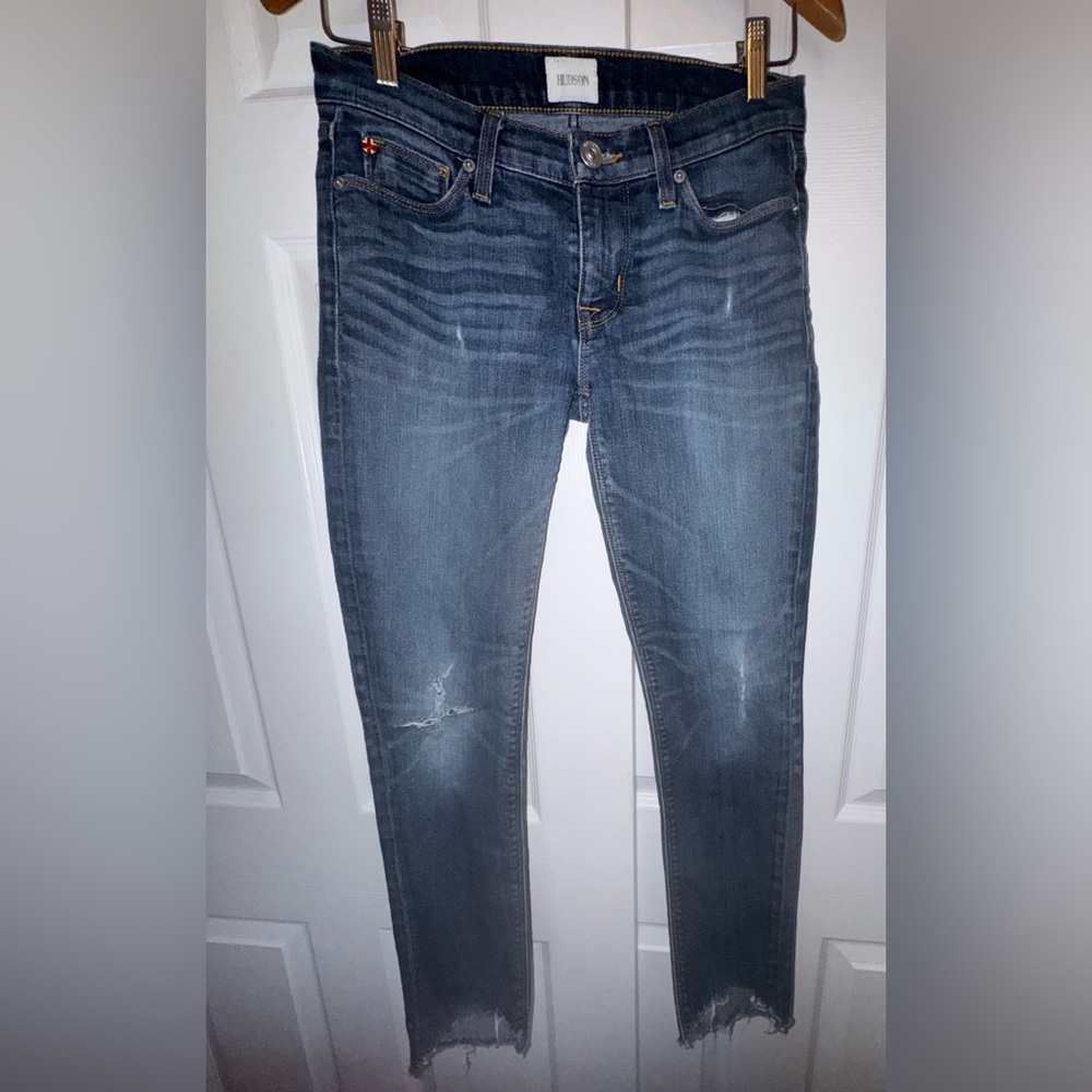 💥SALE💥 HUDSON Krista Ankle Jeans | Raw Hem Distressed Ankle | Size 26